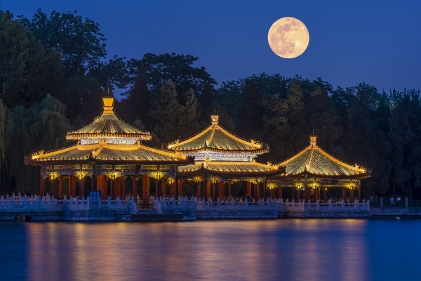 城市景觀照明應(yīng)該如何合理的規(guī)劃? 城市景觀照明應(yīng)該如何合理的規(guī)劃?